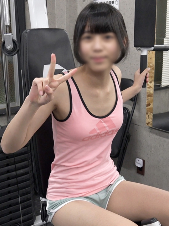 千秋ちゃんがジムでトレーニング！【4K】（サンプル動画）